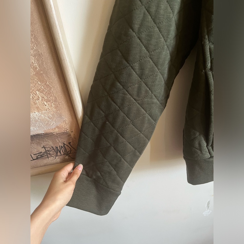 Frank and Oak Organic Cotton Olive Quilted Pullover - Picture 4 of 8